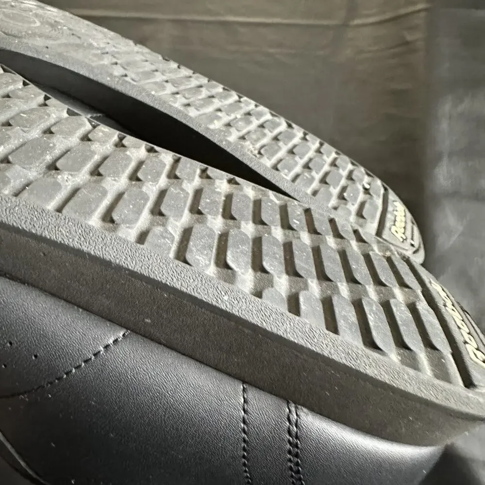 Reebok Classics Women's 10 Black Walking Casual Shoes Lace Up - BP